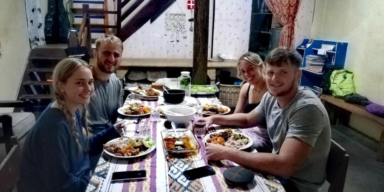 Smiley'S Homestay 베라스타기 외부 사진